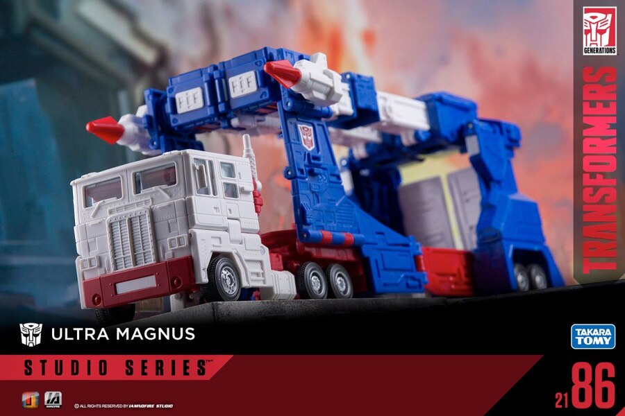 Studio Series SS86 21 Ultra Magnus Commander Toy Photography By IAMNOFIRE  (7 of 18)